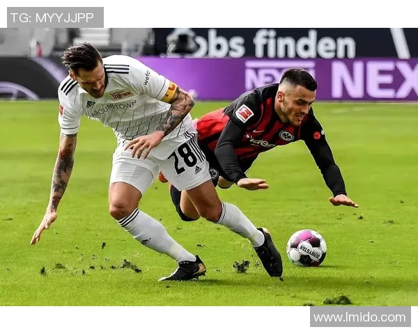 沃尔夫斯堡德甲客场逼平法兰克福，双方踢出精彩对攻对决